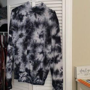 tie dye hot topic hoodie!